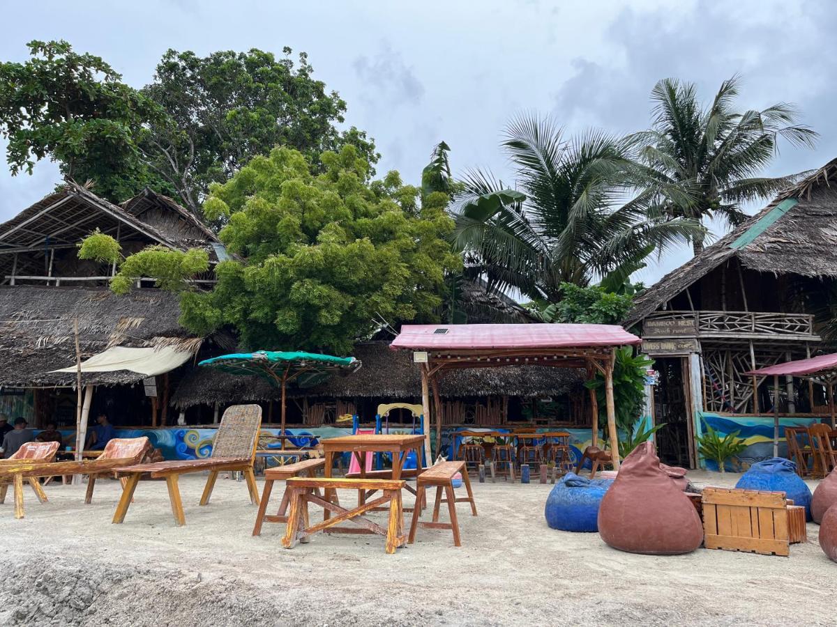 Bamboo Nest Beachfront Puerto Princesa Exterior foto