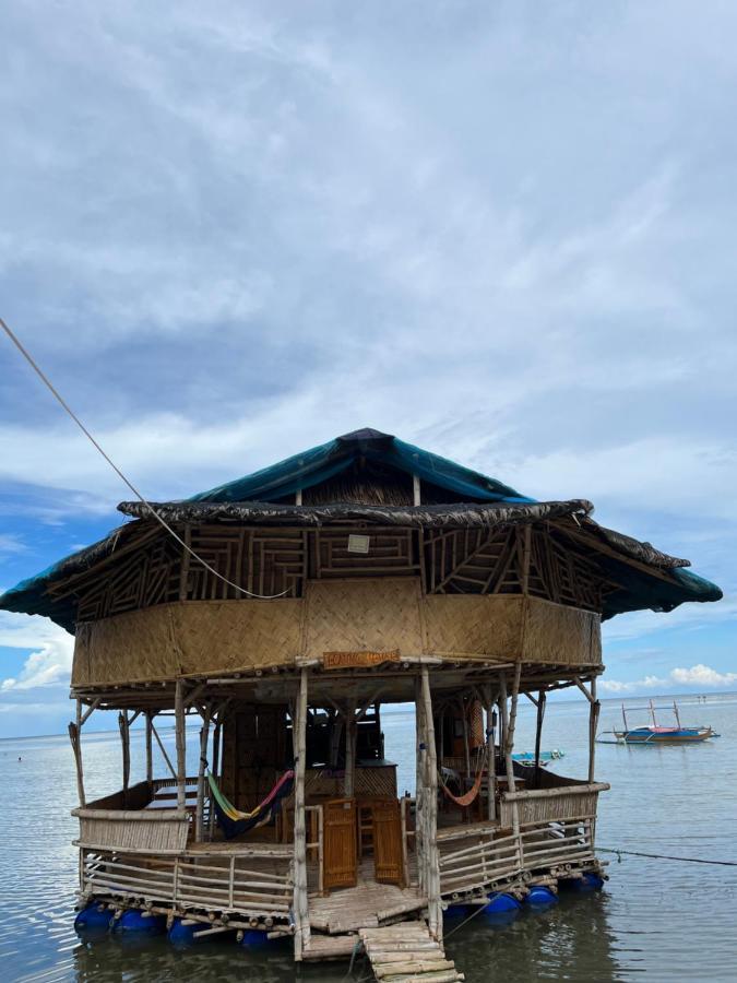 Bamboo Nest Beachfront Puerto Princesa Exterior foto