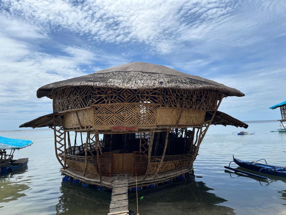 Bamboo Nest Beachfront Puerto Princesa Exterior foto