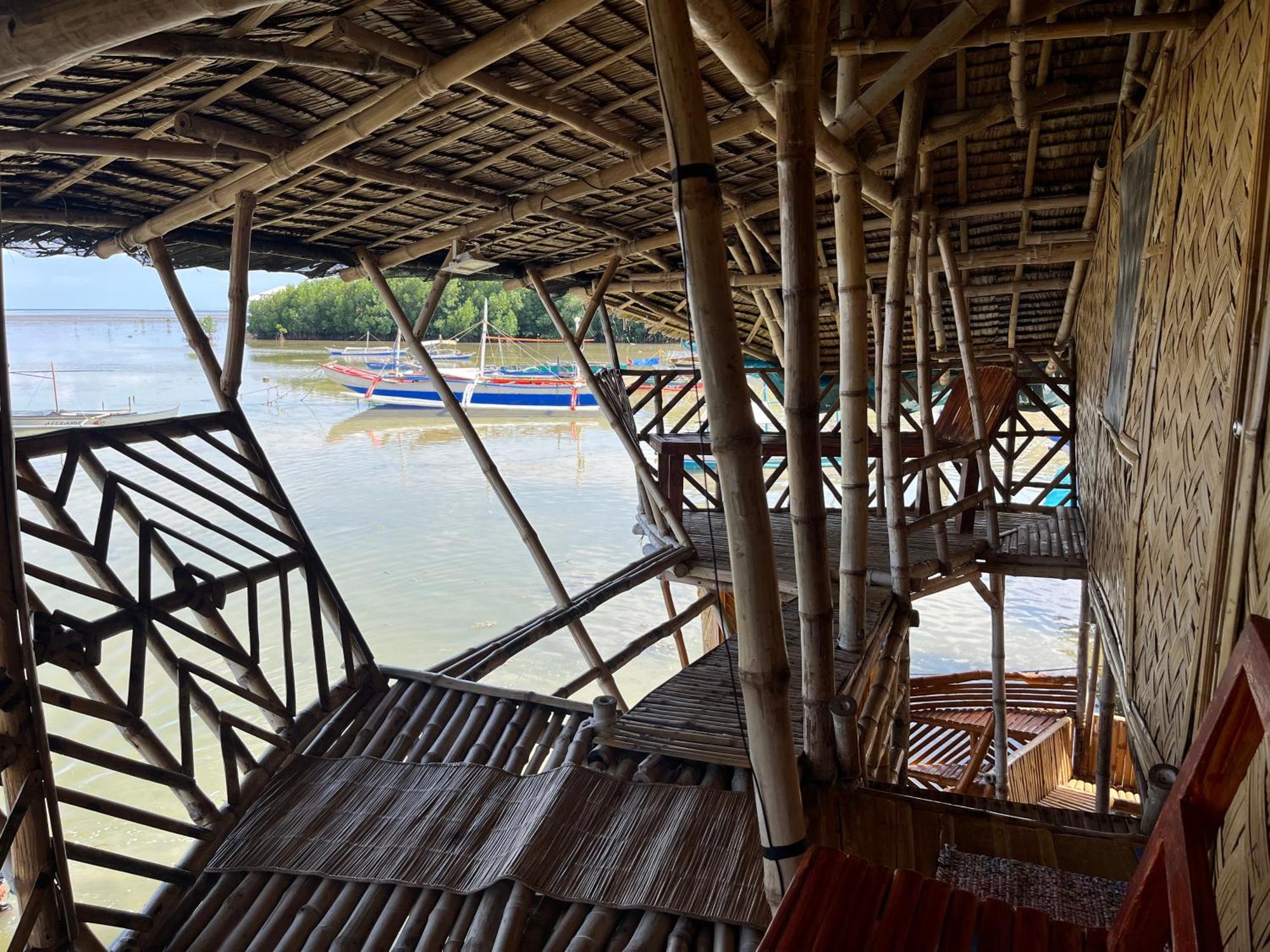 Bamboo Nest Beachfront Puerto Princesa Exterior foto