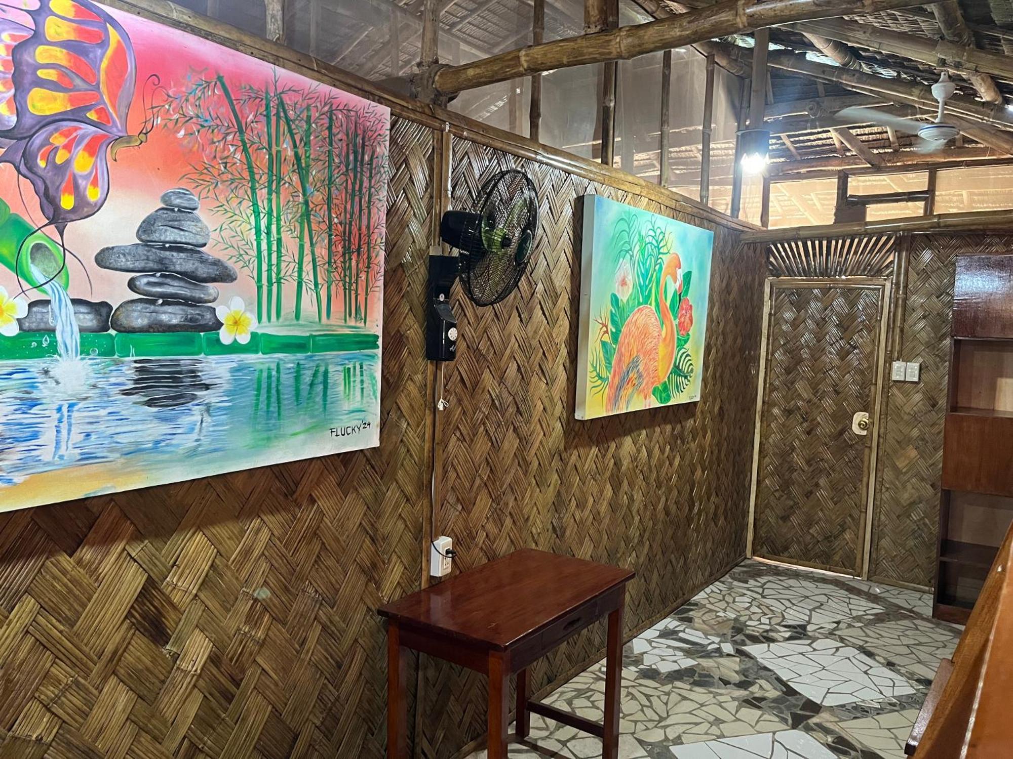 Bamboo Nest Beachfront Puerto Princesa Exterior foto