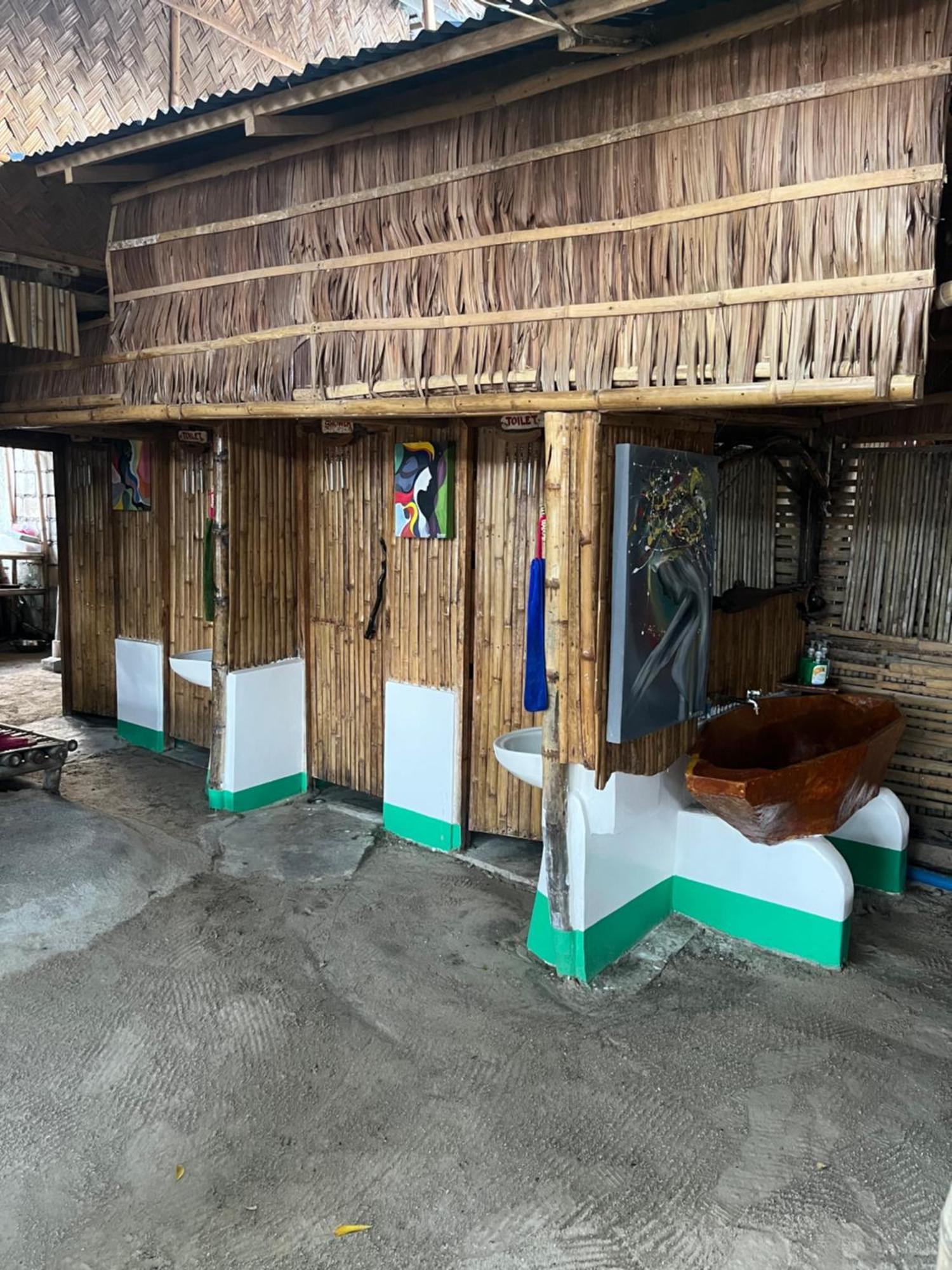 Bamboo Nest Beachfront Puerto Princesa Exterior foto