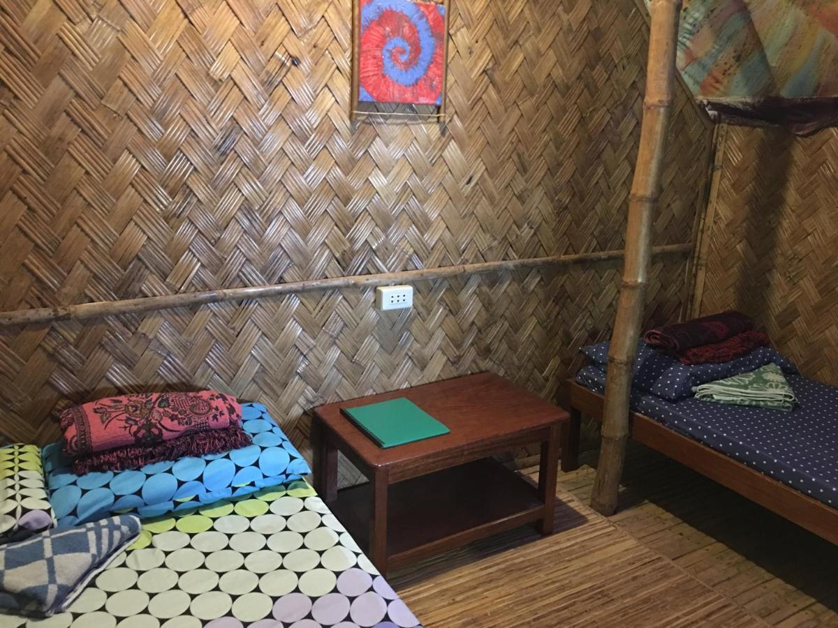 Bamboo Nest Beachfront Puerto Princesa Exterior foto